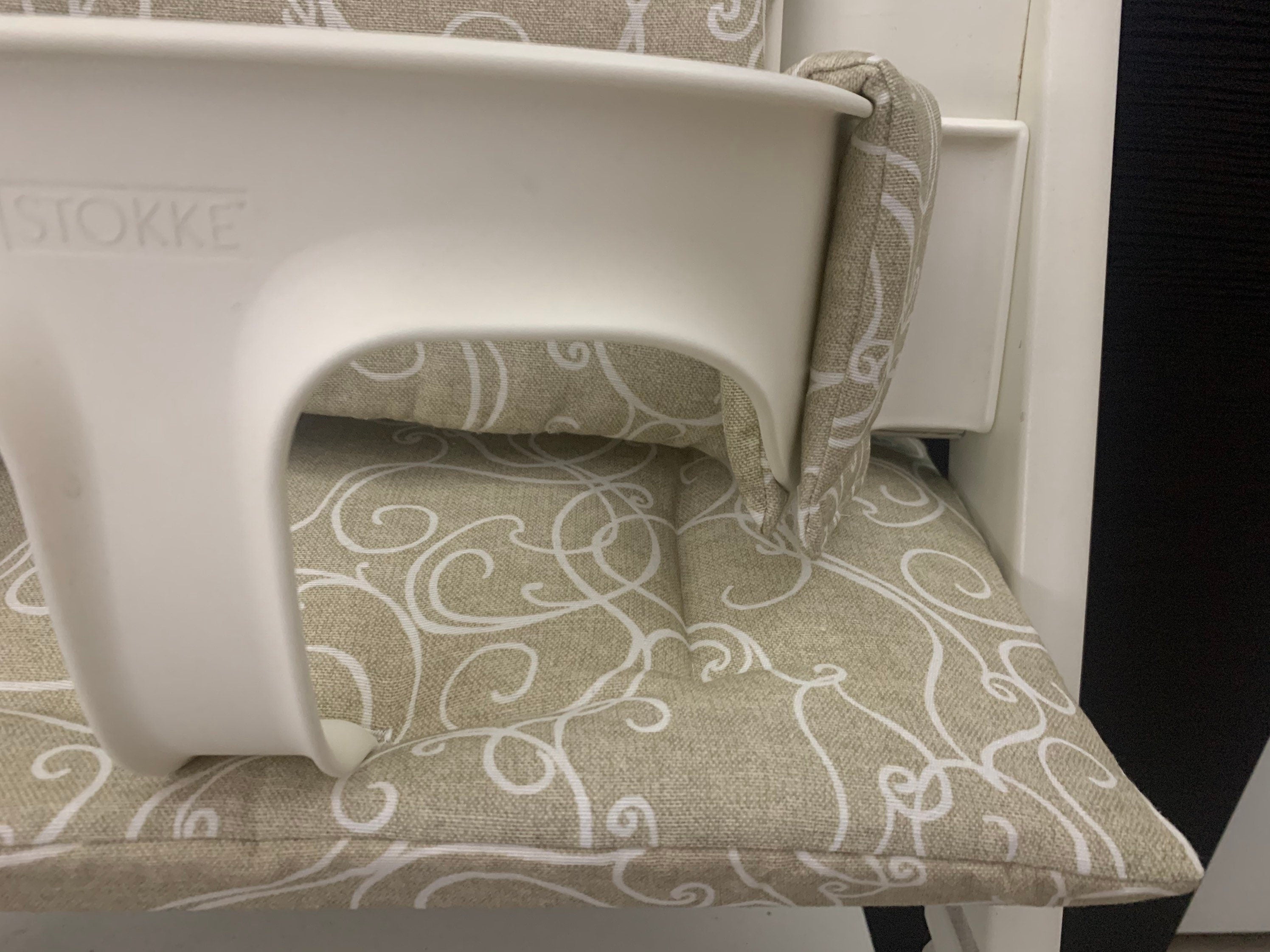 Tripp Trapp Sitzkissen Kissenset für Stokke Hochstuhl - geschwungene Linien