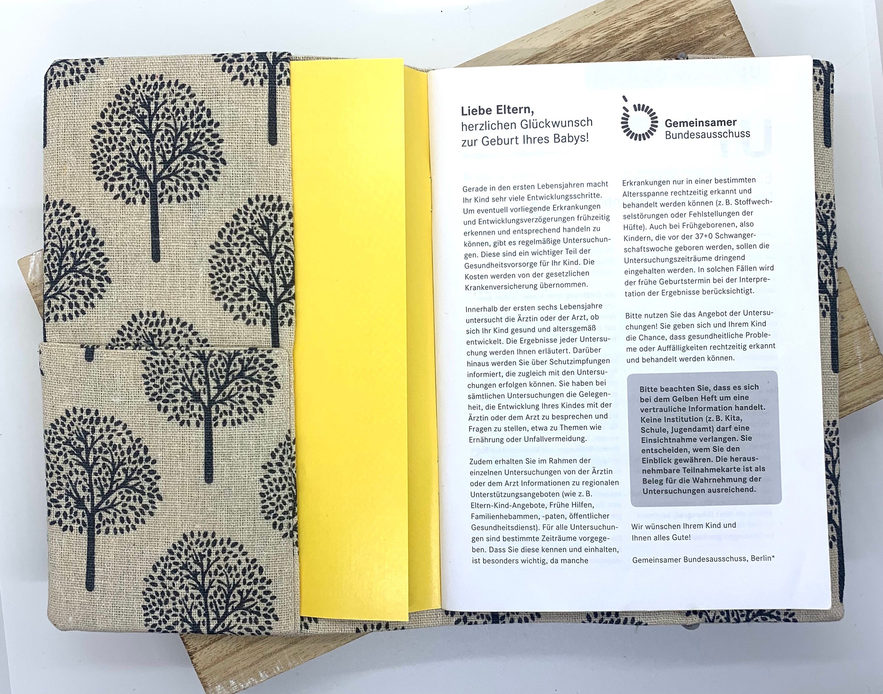 U-Heft Untersuchungsheft Hülle Schutz - Natur Baum