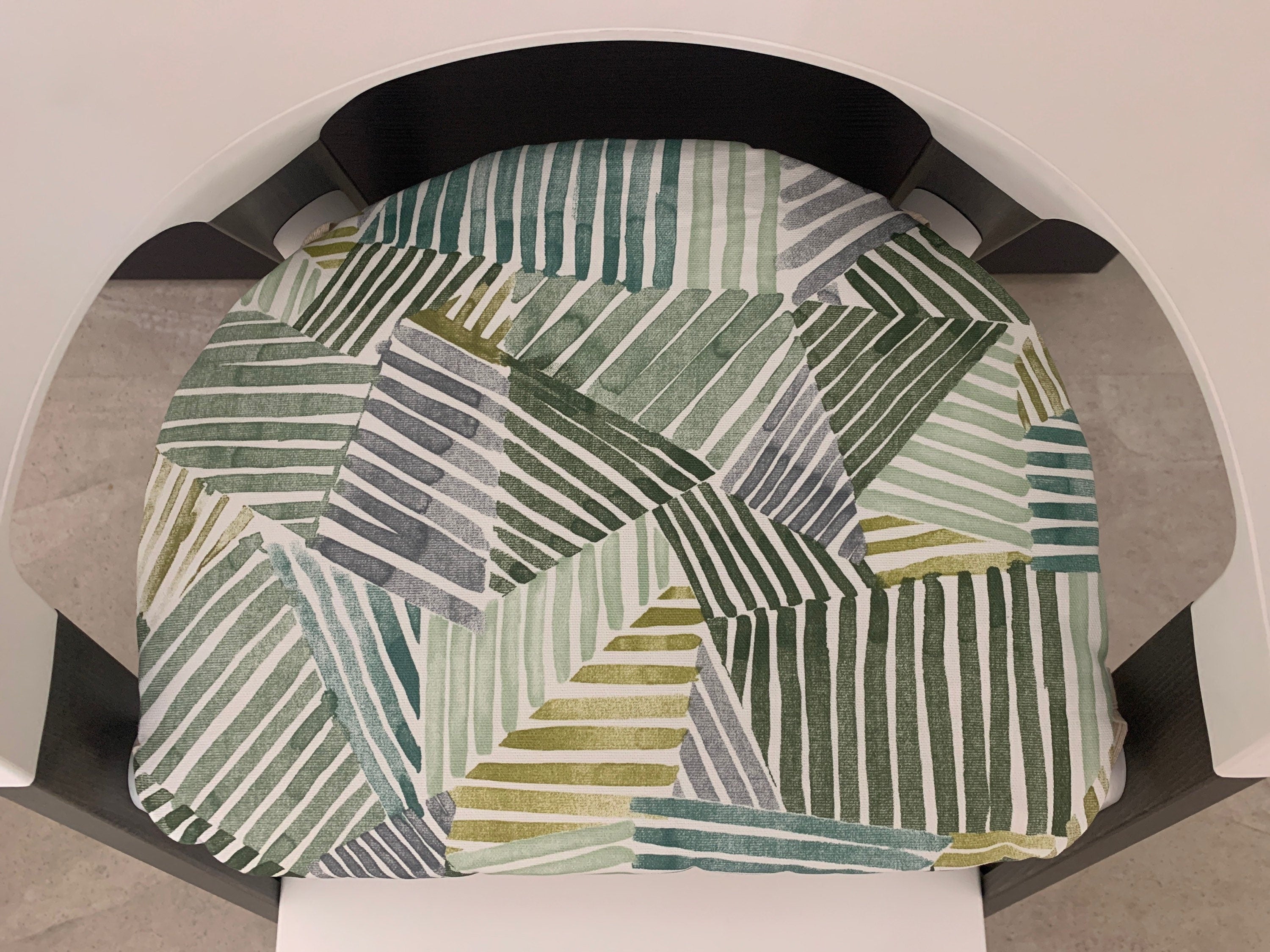 Abwaschbares Sitzkissen Kissenset für Stokke Steps Hochstuhl - Linien