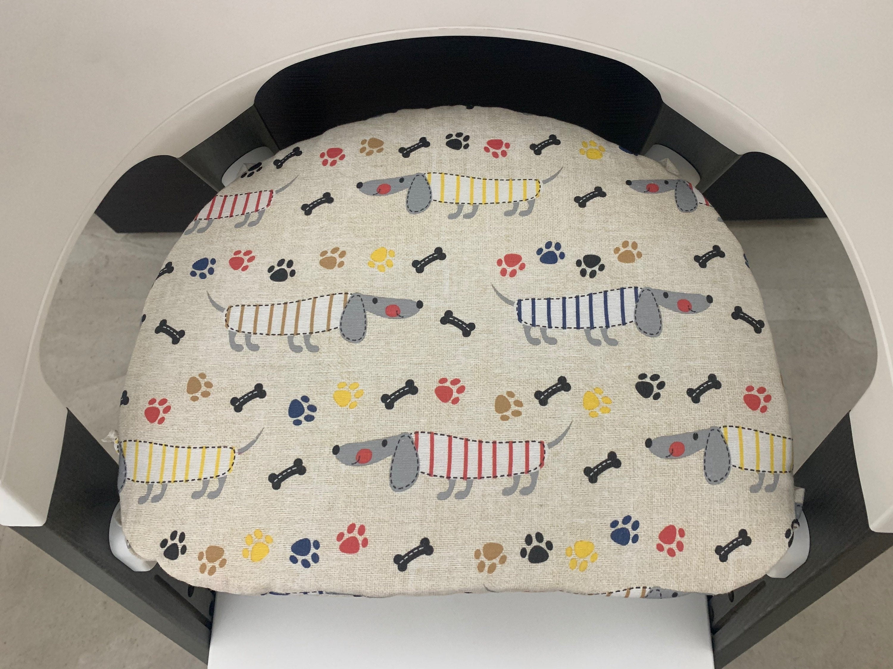 Sitzkissen Kissenset für Stokke Steps Hochstuhl - Loneta Hunde
