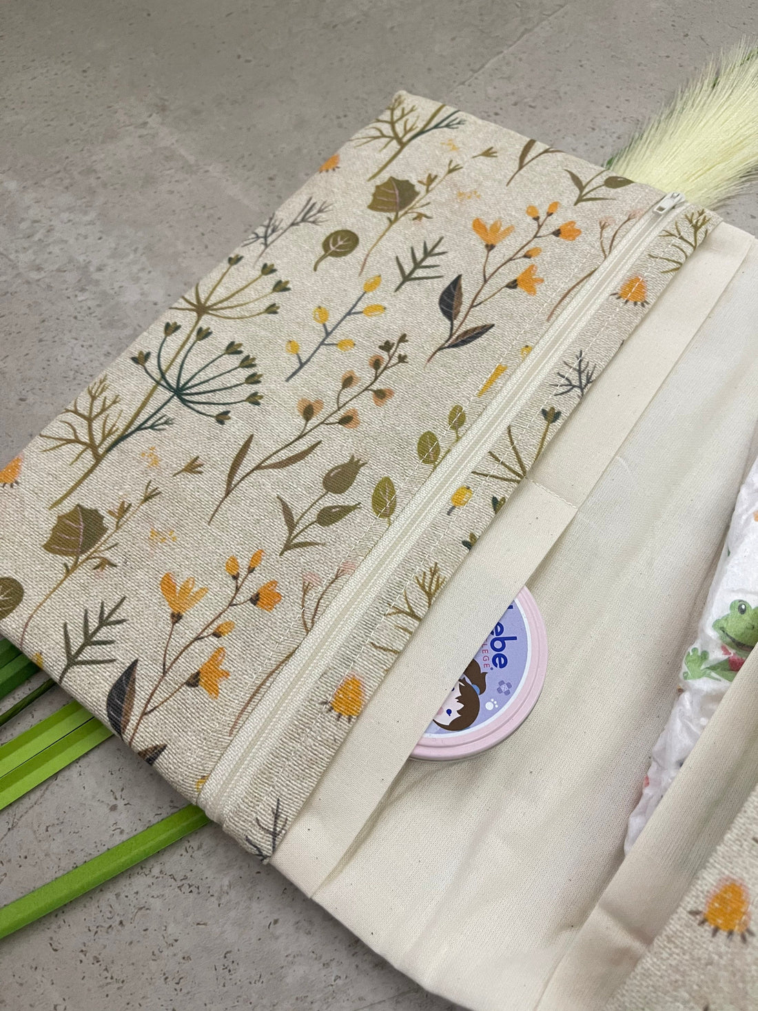 Windeltasche für Unterwegs Baby - Loneta Natur Blumen