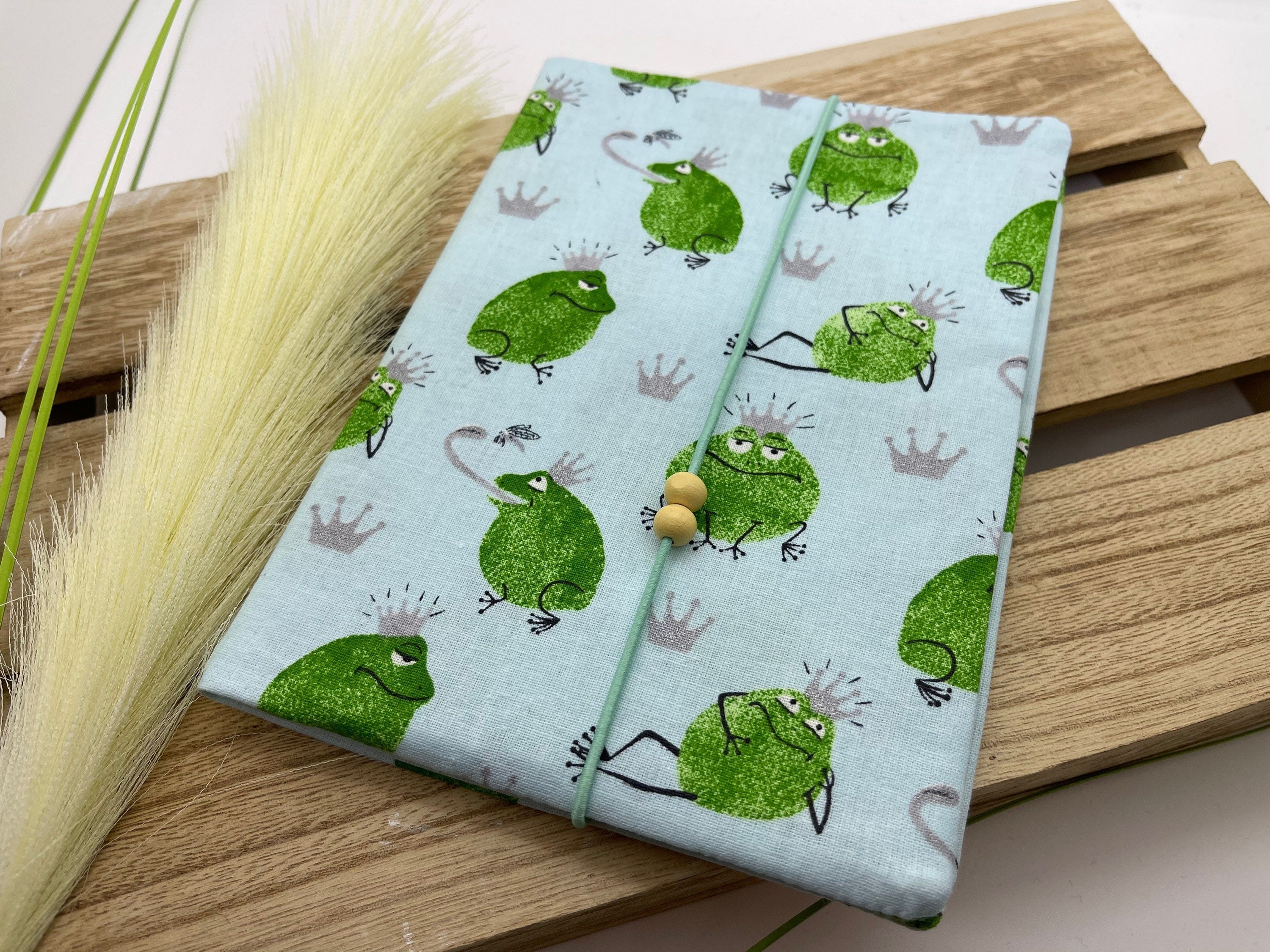 Mutterpasshülle, Schutzhülle Mutterpass, Mutterpass Hülle - Froschkönig