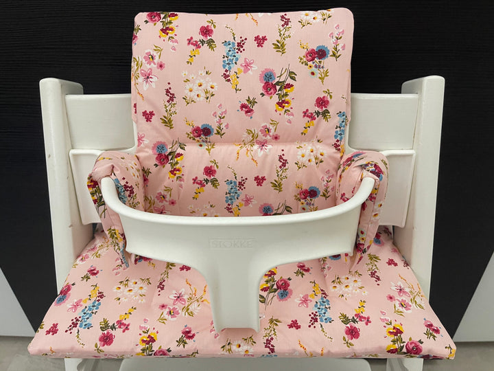 Abwaschbares Tripp Trapp Kissenset für Stokke Hochstuhl - Blüten rosa