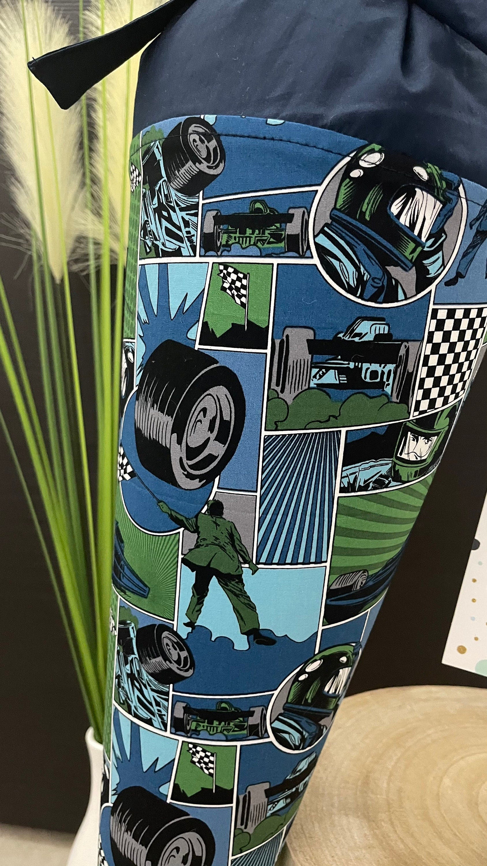 Schultüte Zuckertüte Einschulung Groß 70cm Handmade / Auto, Autorennen