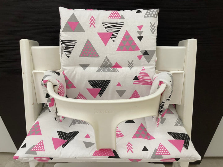 Tripp Trapp Sitzkissen Kissenset für Stokke Hochstuhl - Dreiecke Pink