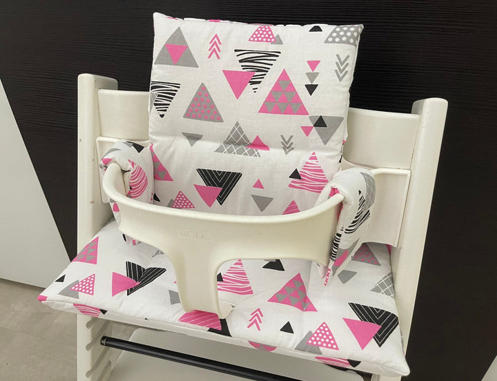 Tripp Trapp Sitzkissen Kissenset für Stokke Hochstuhl - Dreiecke Pink
