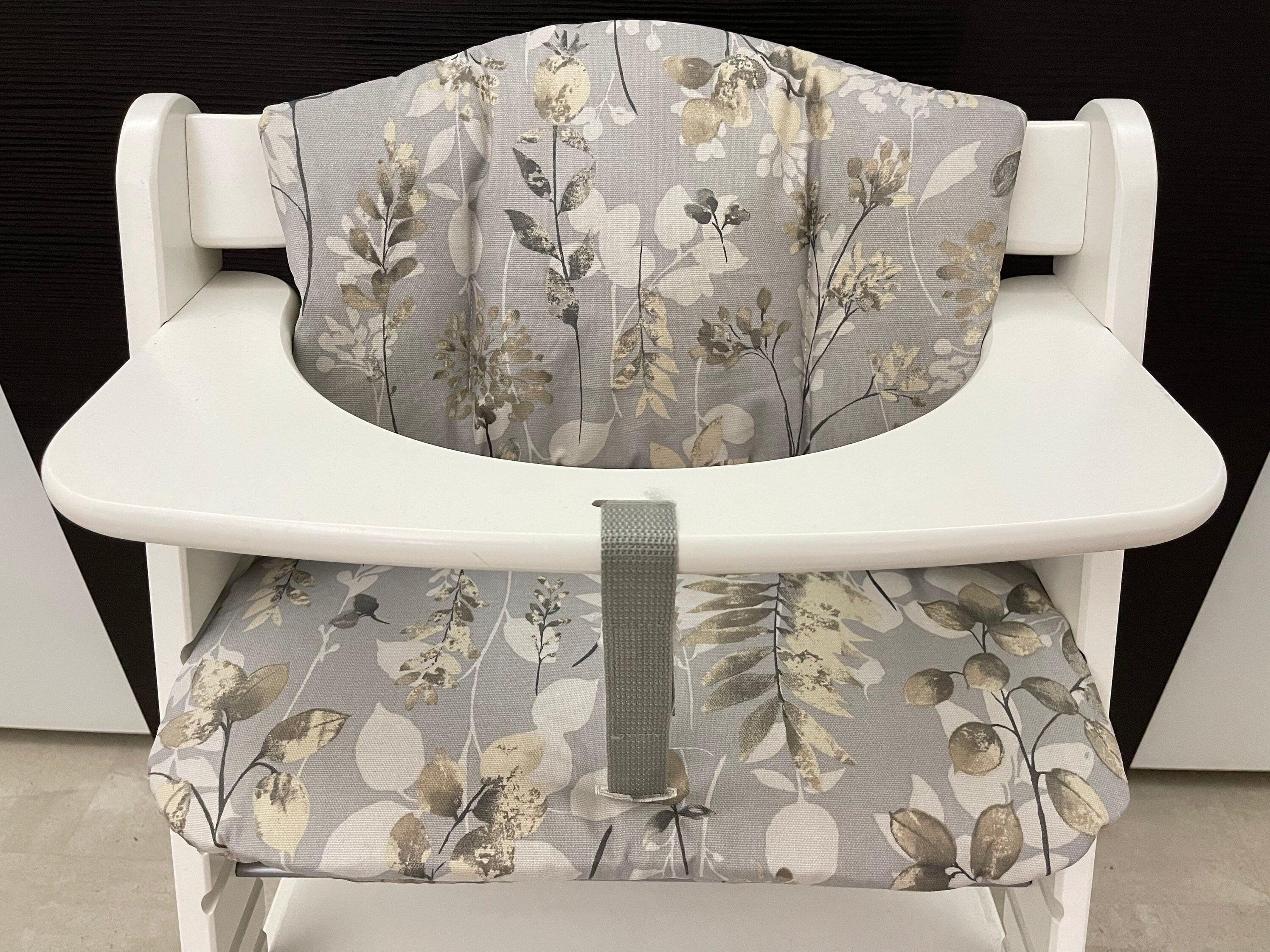 Abwaschbares Sitzkissen Kissenset für Hauck Alpha, Tray, Beta Hochstuhl - Blüten Grau