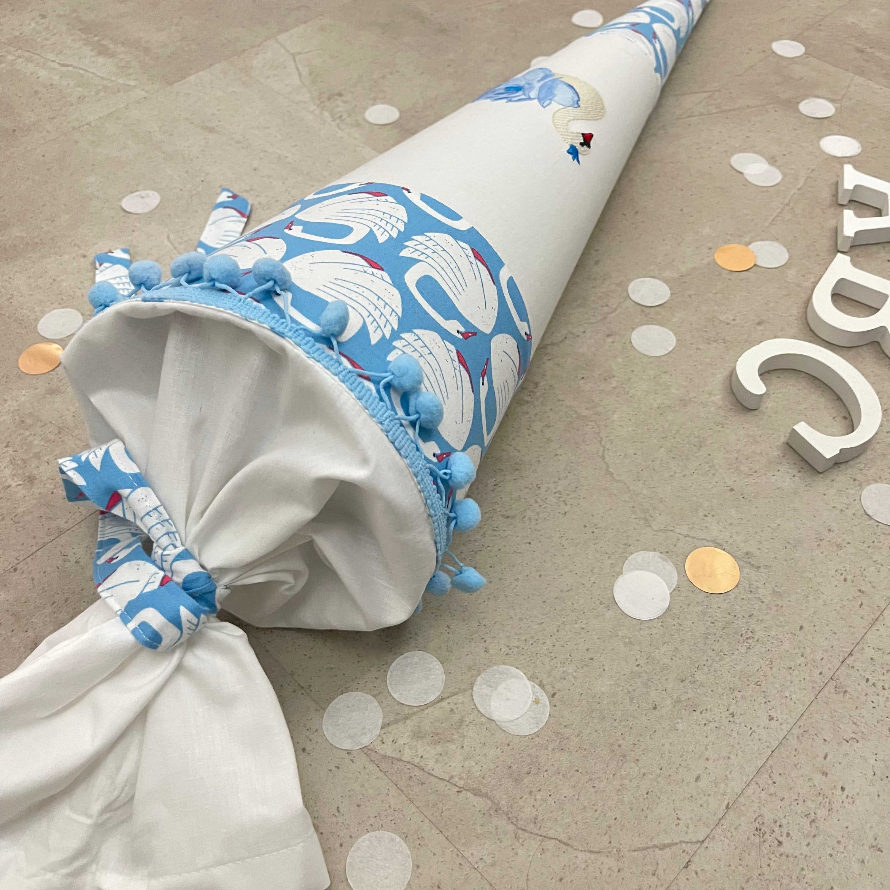 Einzelstück Schultüte Stoff Zuckertüte Einschulung 70cm Handmade / Schwan gestickt