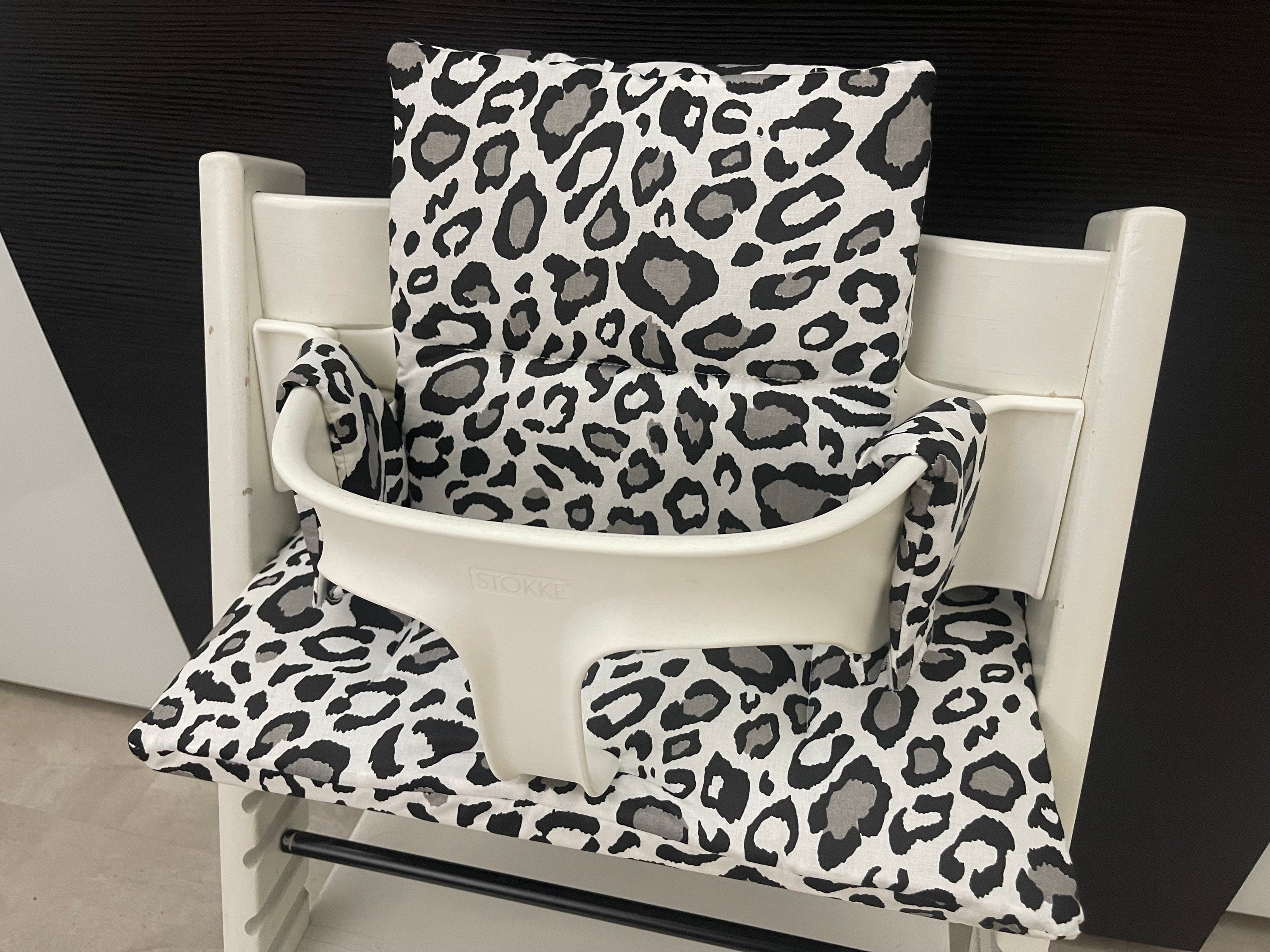 Tripp Trapp Sitzkissen Kissenset für Stokke Hochstuhl - Leopard schwarz/weiß