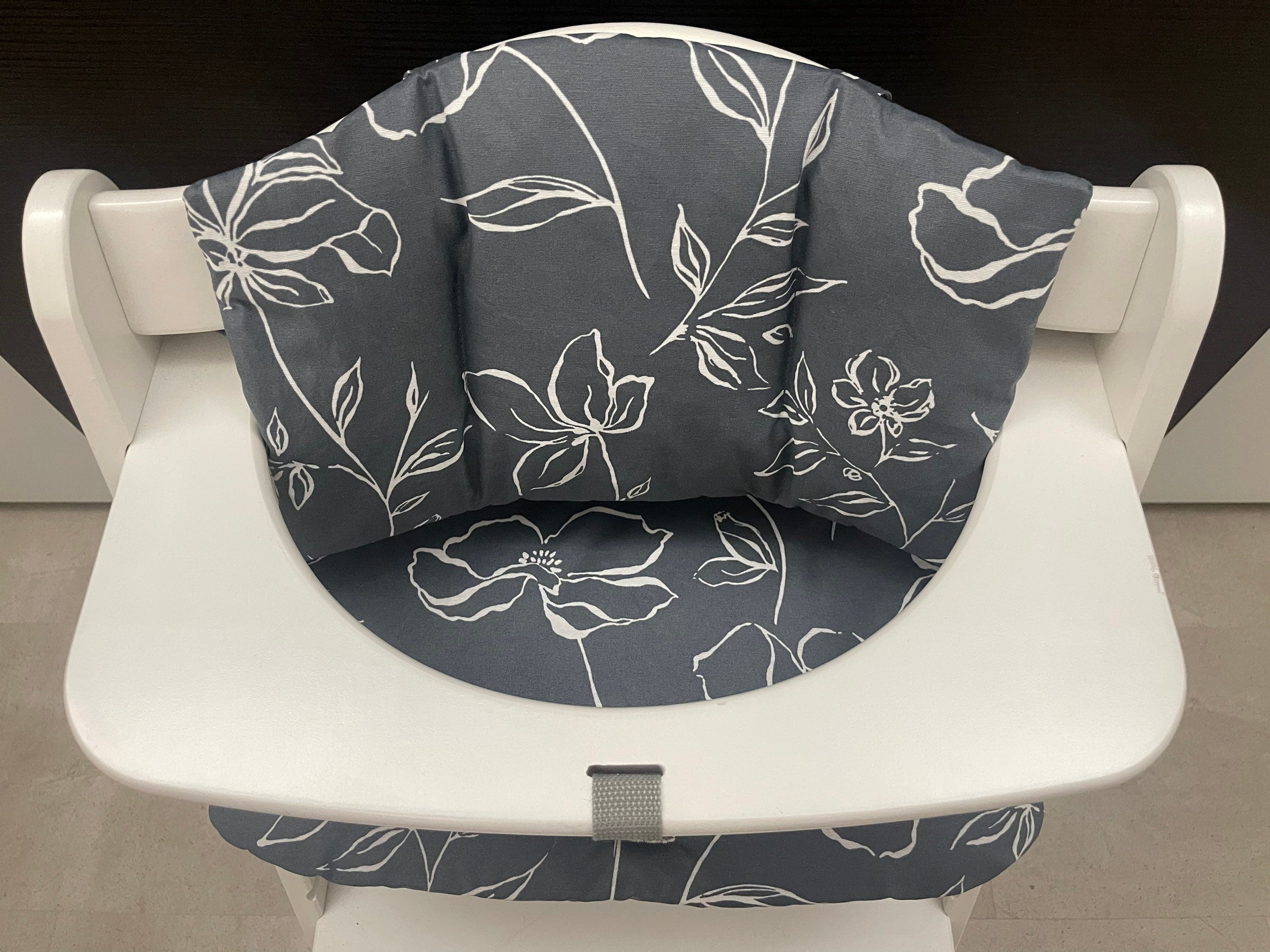 Abwaschbares Sitzkissen Kissenset für Hauck Alpha, Tray, Beta Hochstuhl - Grau Blumen