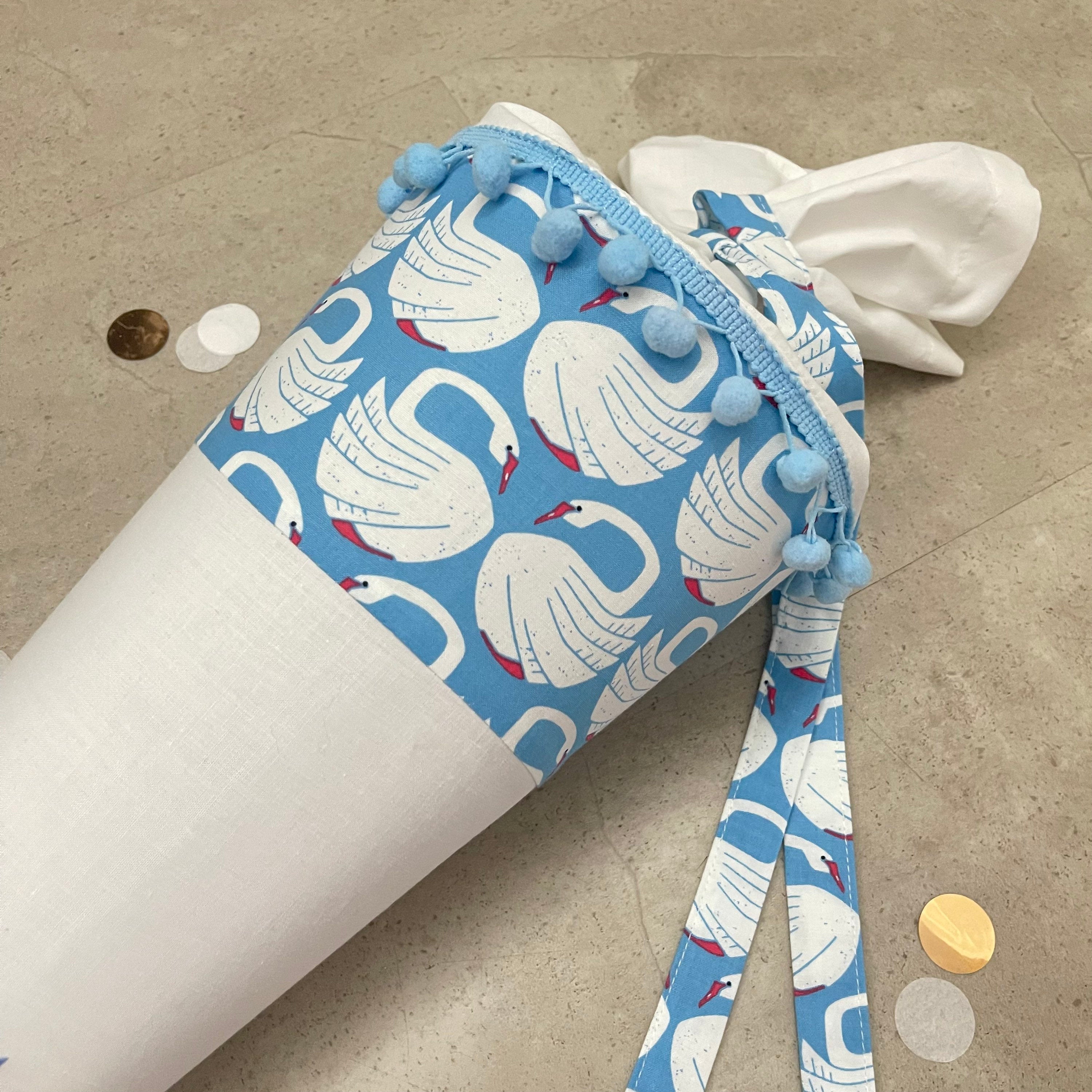 Einzelstück Schultüte Stoff Zuckertüte Einschulung 70cm Handmade / Schwan gestickt