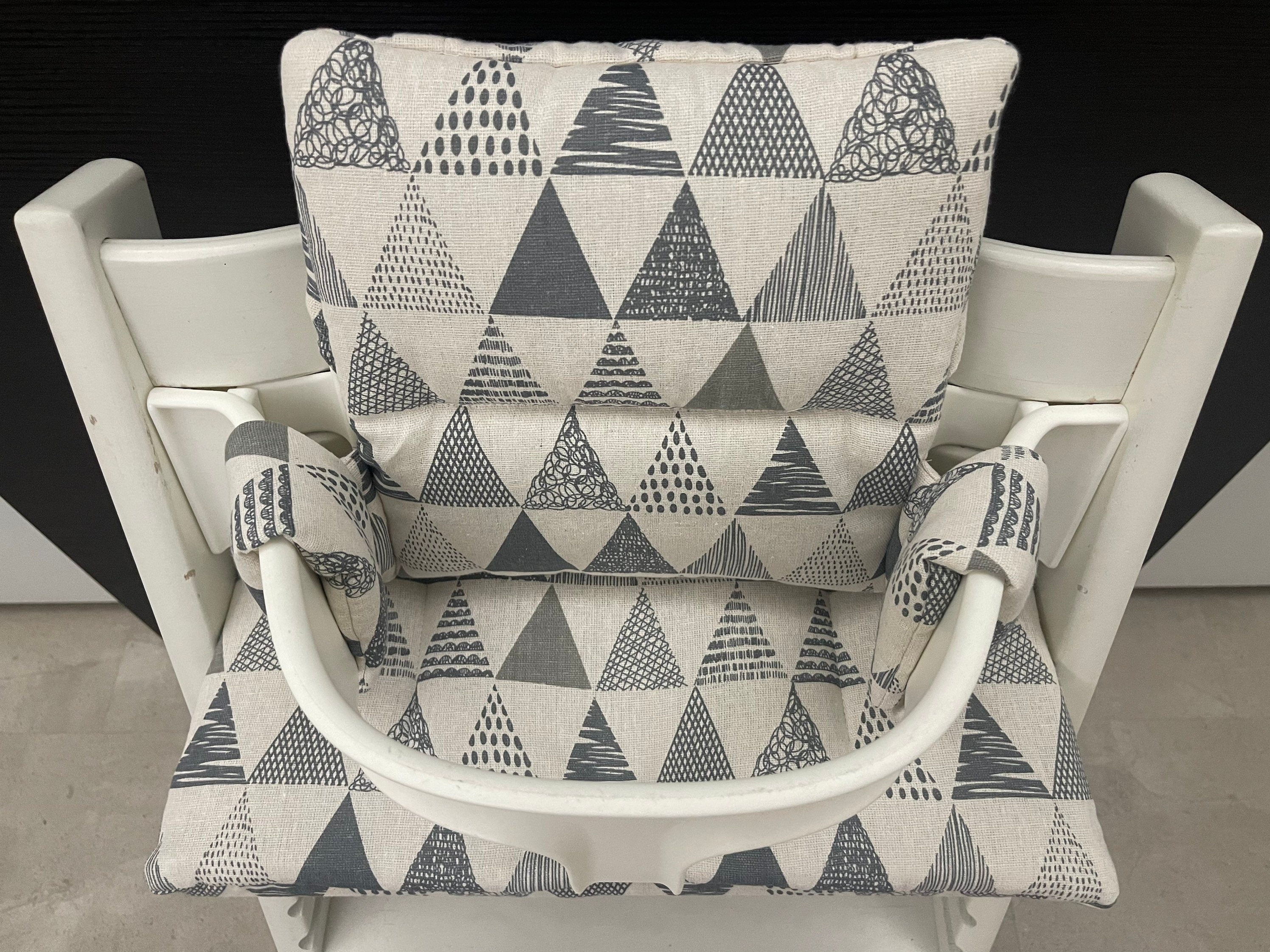 Tripp Trapp Sitzkissen Kissenset für Stokke Hochstuhl - Loneta Dreieck Hellgrau