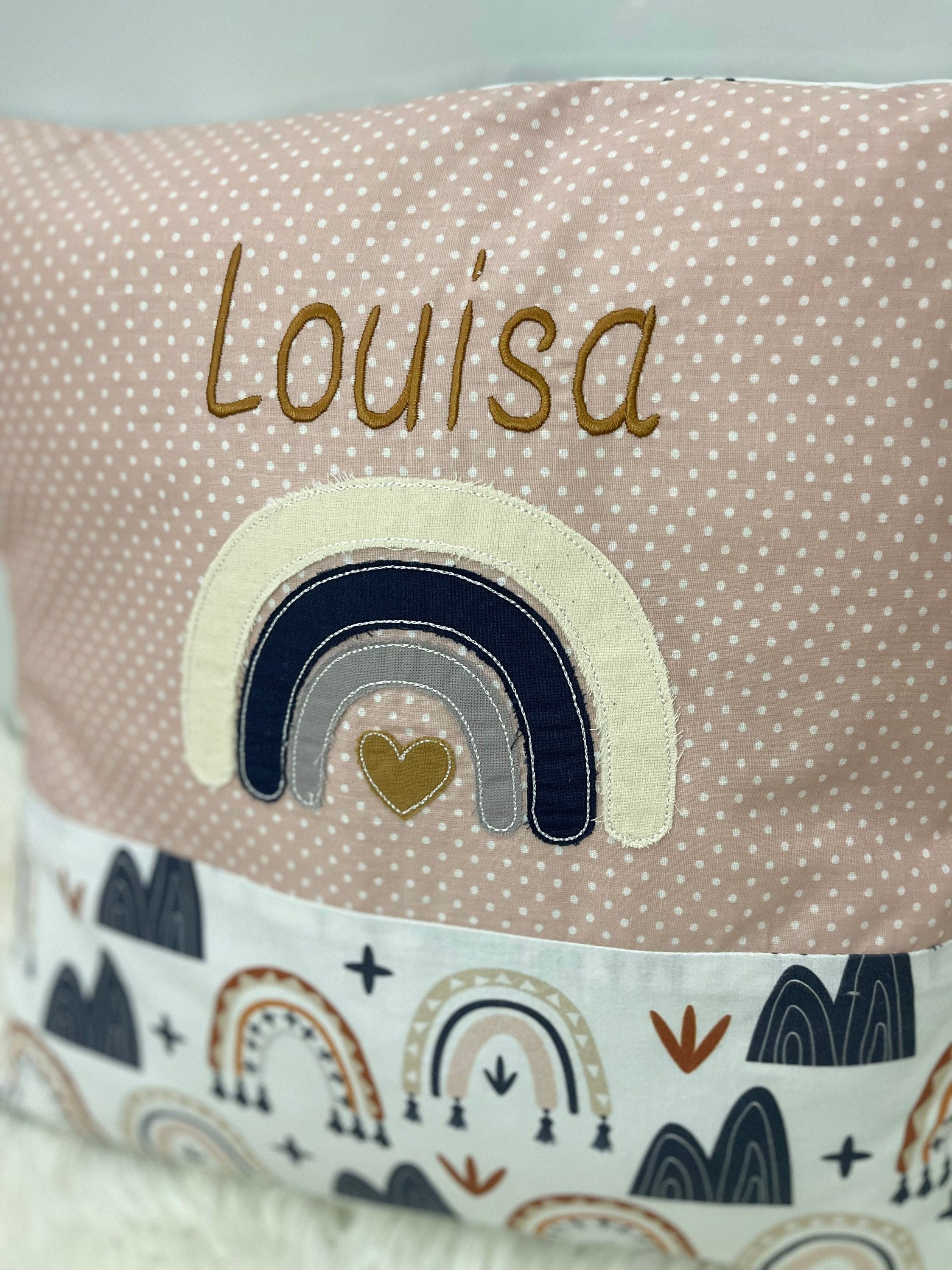 Namenskissen, Kuschelkissen, Personalisierung gestickt | Regenbogen Boho