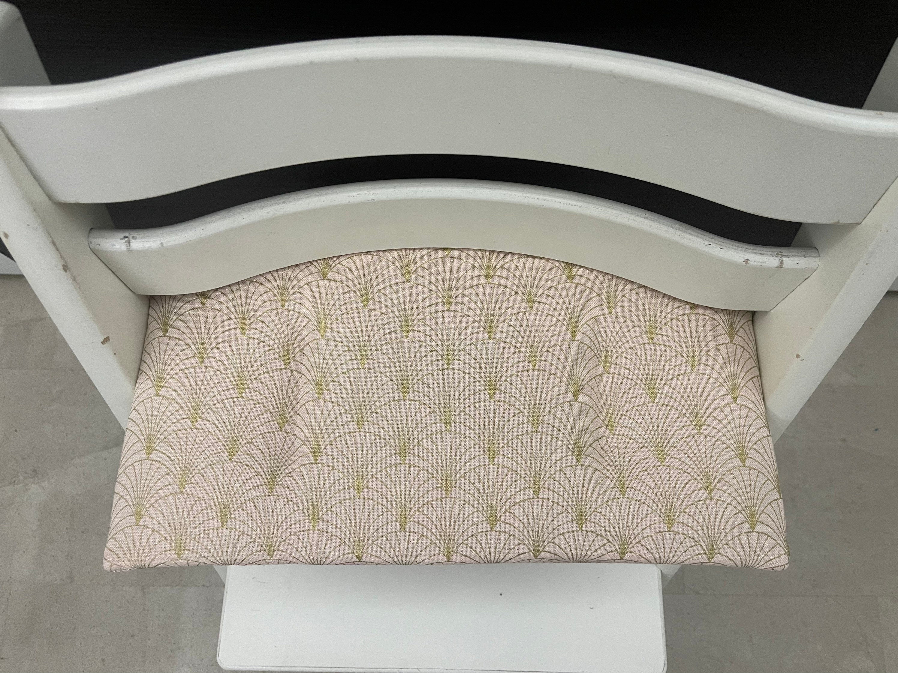 Tripp Trapp Sitzkissen Kissenset für Stokke Hochstuhl - Lurexeffekte Glamour Schuppen Fächer rosa goldfarbig