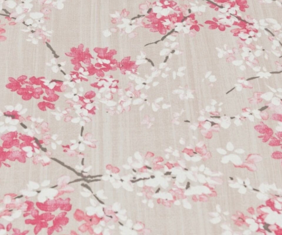 Abwaschbares Sitzkissen Kissenset für Hauck Alpha, Tray, Beta Hochstuhl - Akira Blüten rötlich