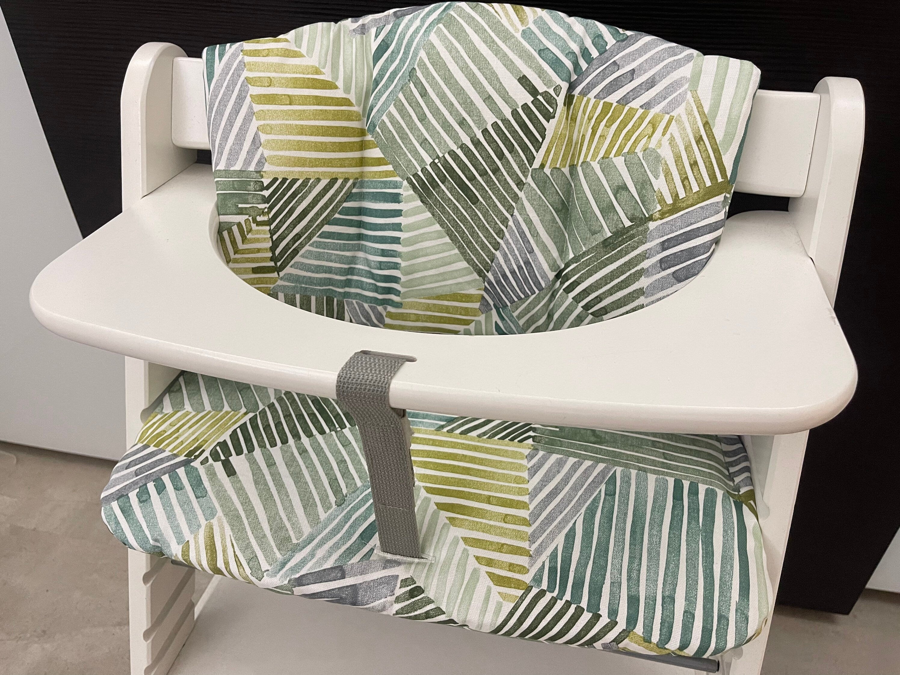 Abwaschbares Sitzkissen Kissenset für Hauck Alpha, Tray, Beta Hochstuhl - Abstrakt Linien