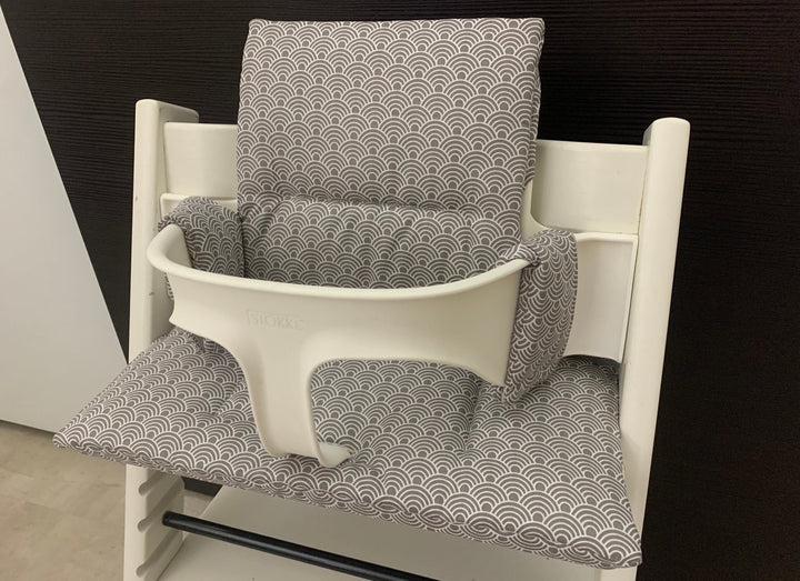 Tripp Trapp Sitzkissen Kissenset für Stokke Hochstuhl - Bögen grau