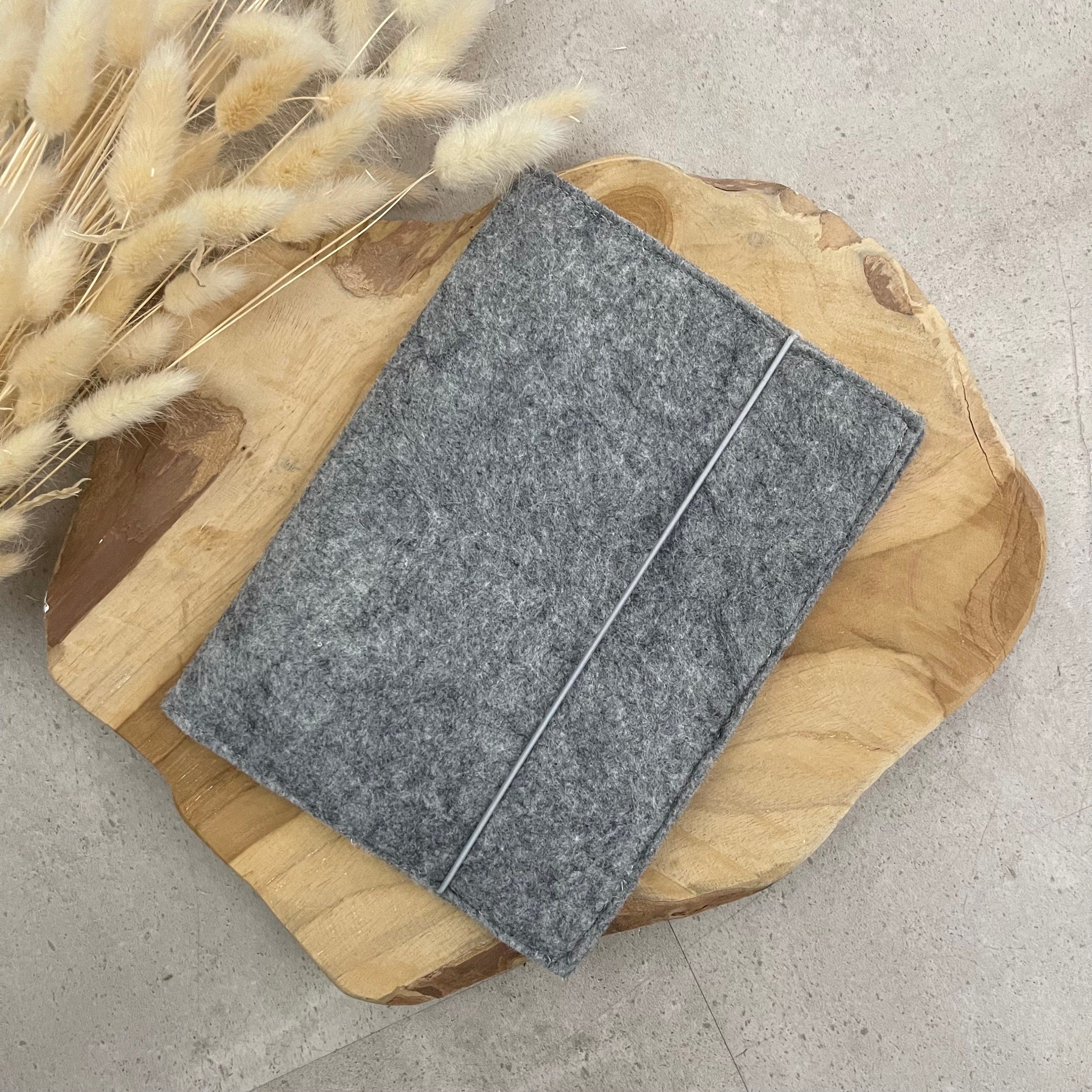 U-Heft Filz personalisiert Untersuchungsheft Hülle Schutz - Uni Grau