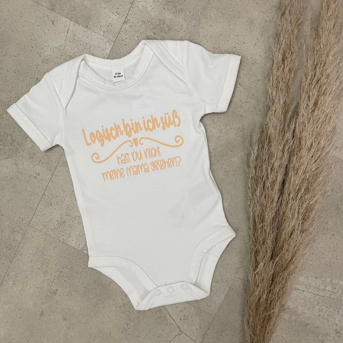 Babybody kurzarm - Logisch bin ich süß 2 | Schwangerschaft | Baby | Geburt | Babygeschenk | Geburtsgeschenk | Newborn
