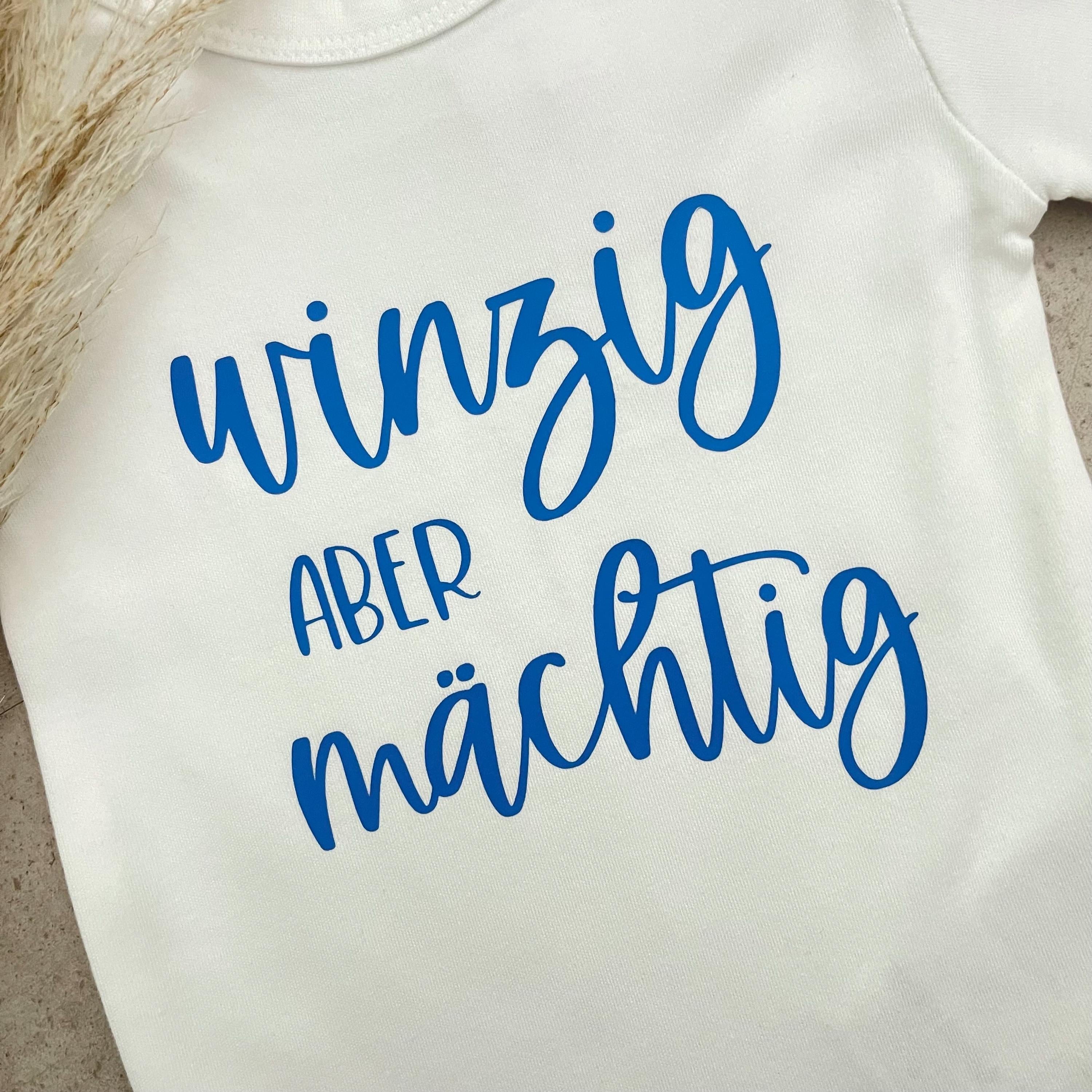 Babybody kurzarm - Winzig aber mächtig | Schwangerschaft | Baby | Geburt | Babygeschenk | Geburtsgeschenk | Newborn