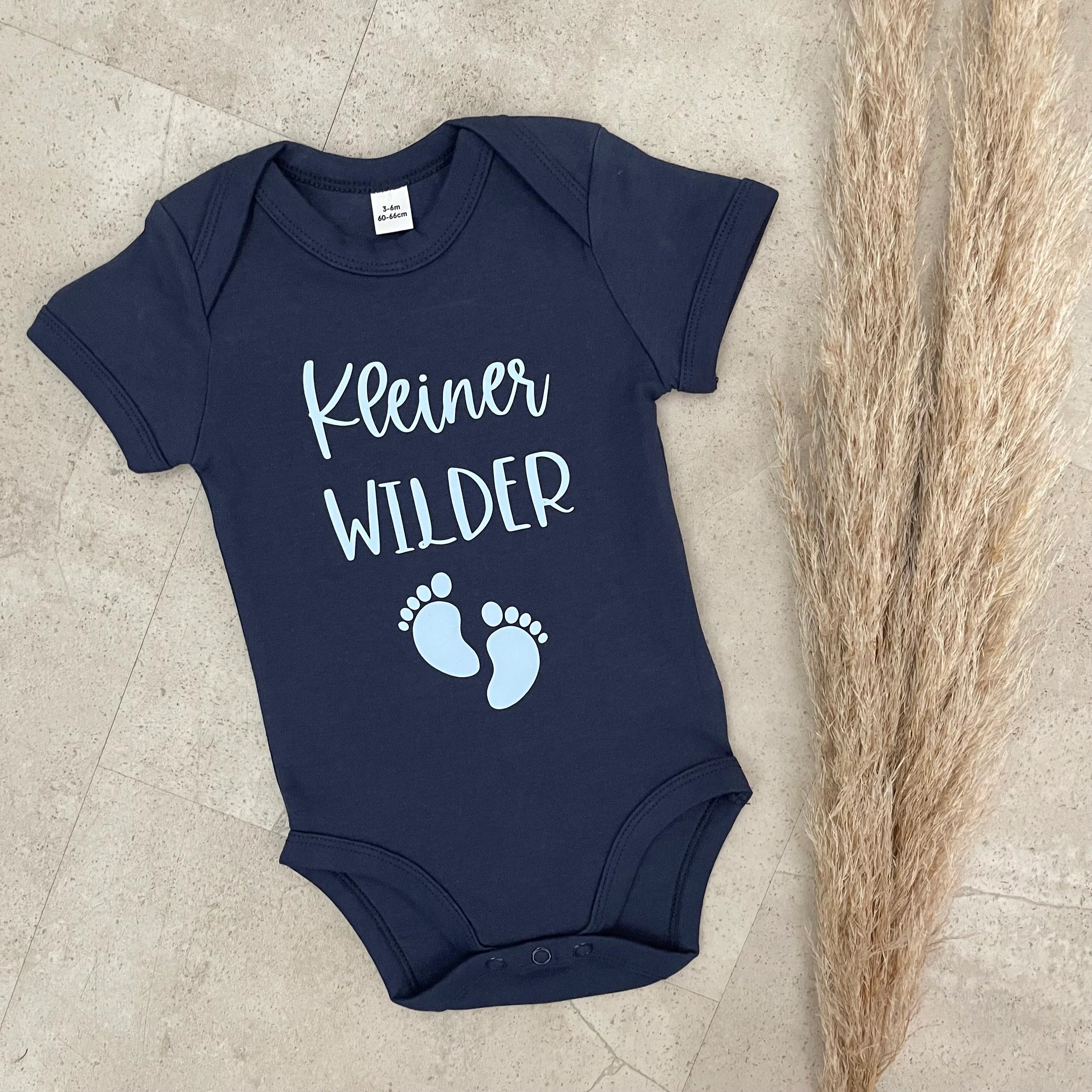 Babybody kurzarm - Kleiner Wilder | Schwangerschaft | Baby | Geburt | Babygeschenk | Geburtsgeschenk | Newborn