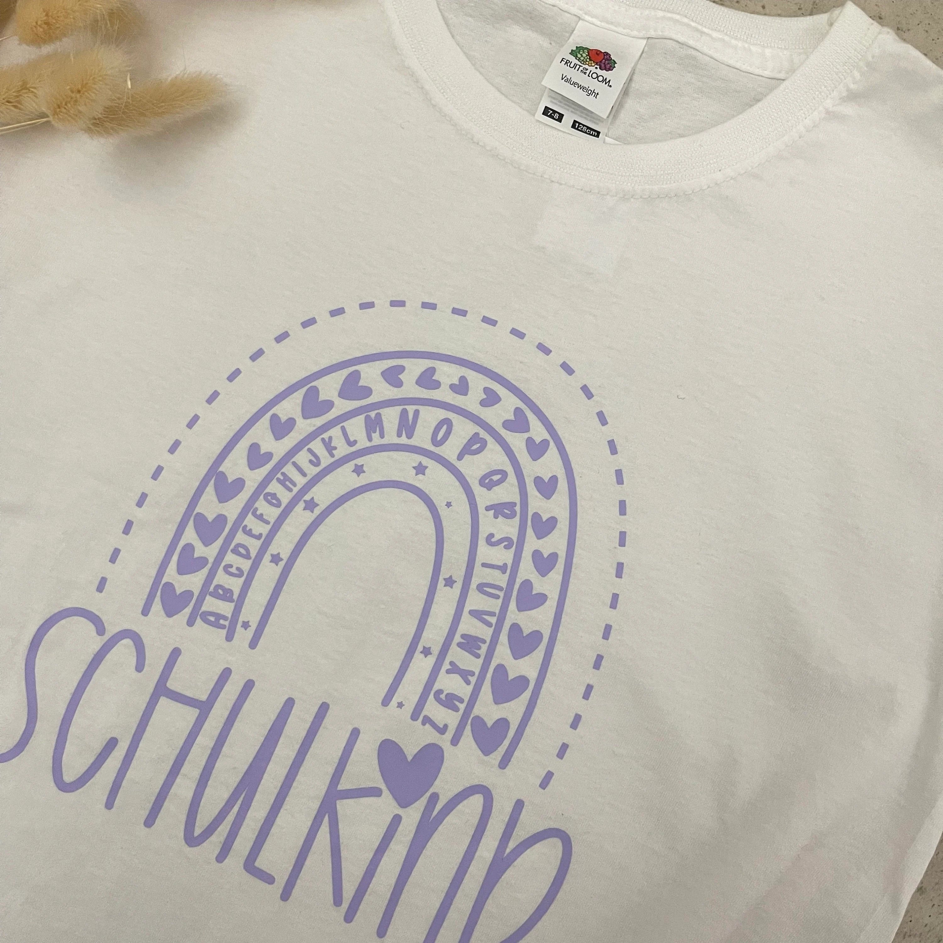 Kinder T-Shirt, Schulkind mit Namen, personalisiert, Einschulung, Schulanfang - ABC REGENBOGEN