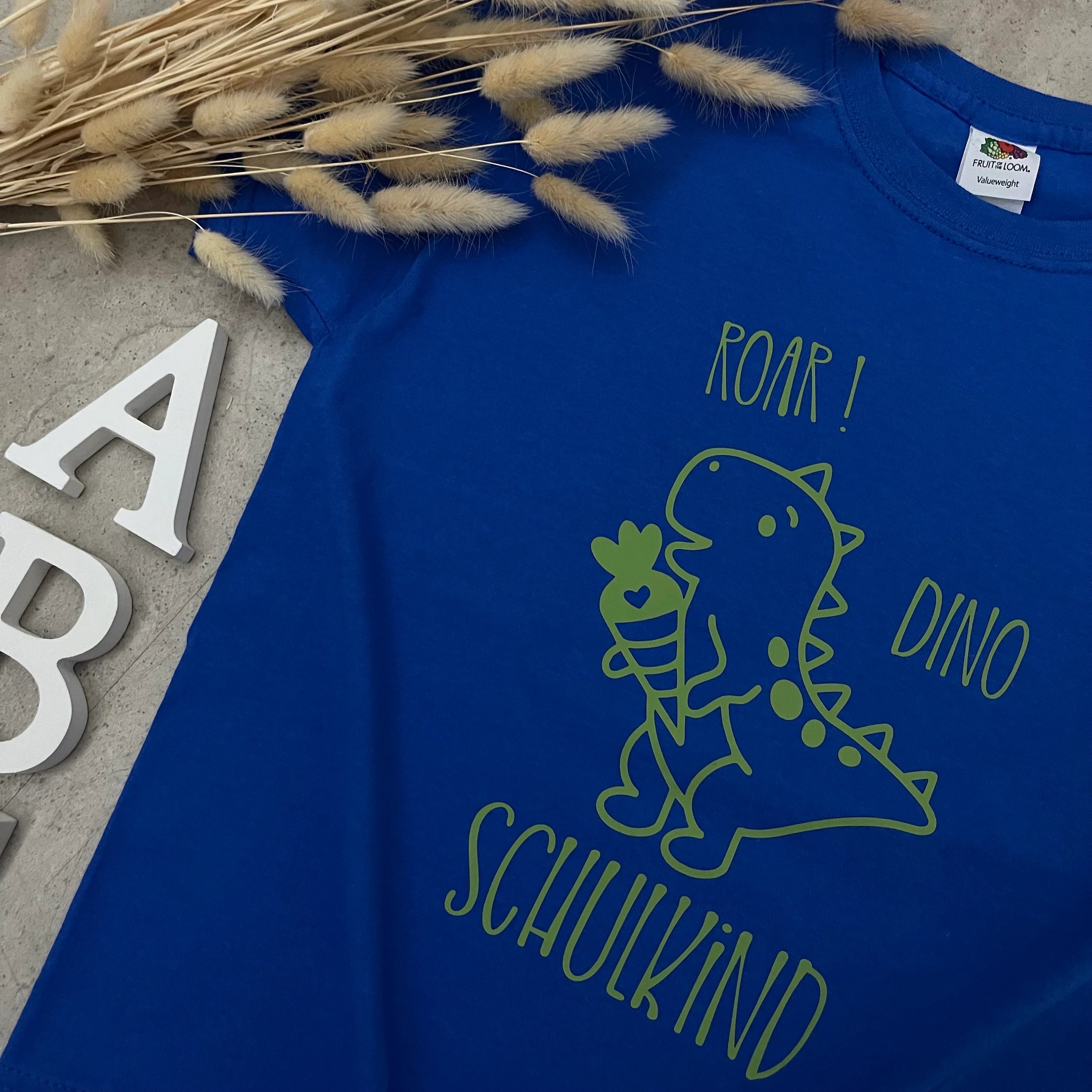 Kinder T-Shirt, Schulkind mit Namen, personalisiert, Einschulung, Schulanfang - Dinosaurier