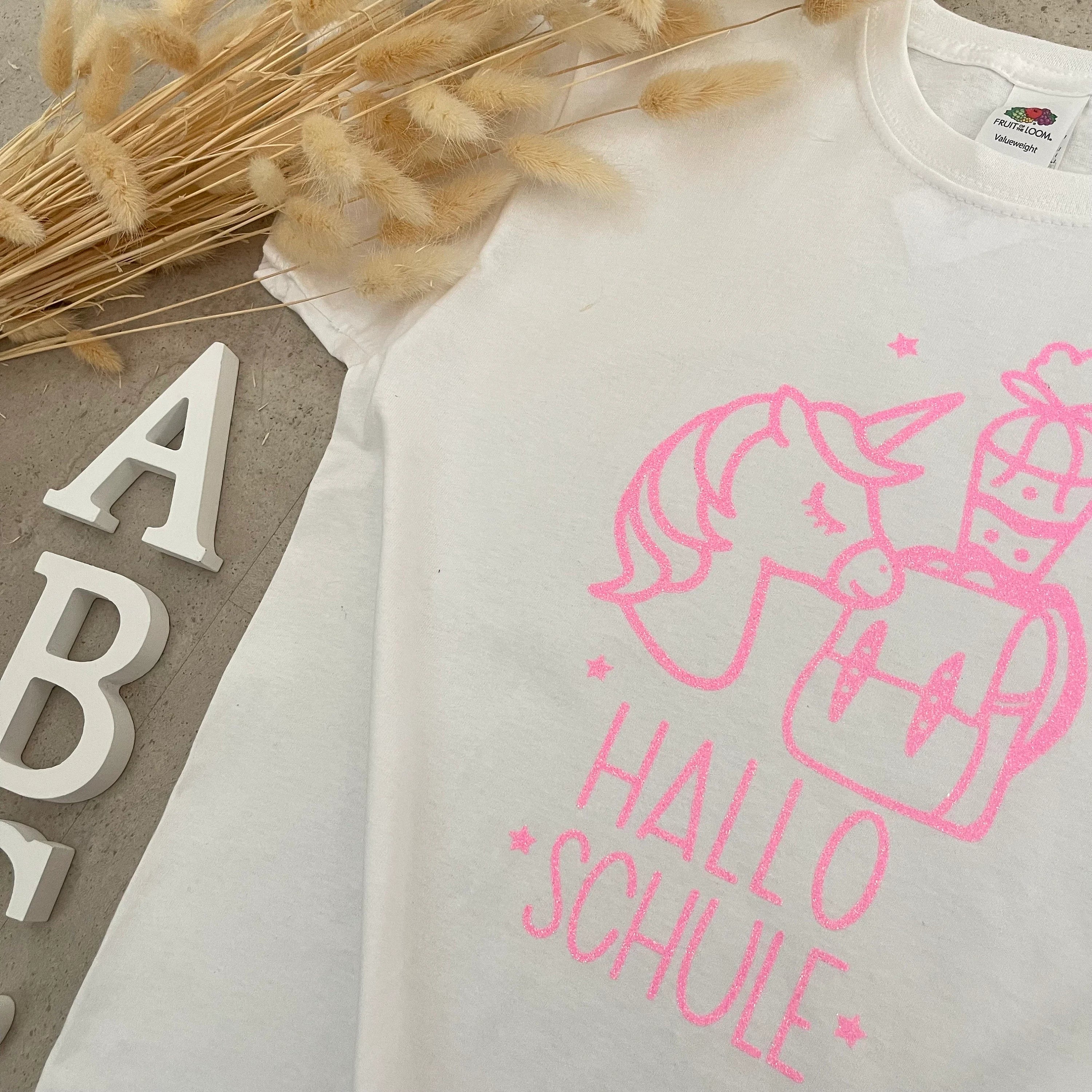 Kinder T-Shirt, Schulkind mit Namen, personalisiert, Einschulung, Schulanfang - Einhorn