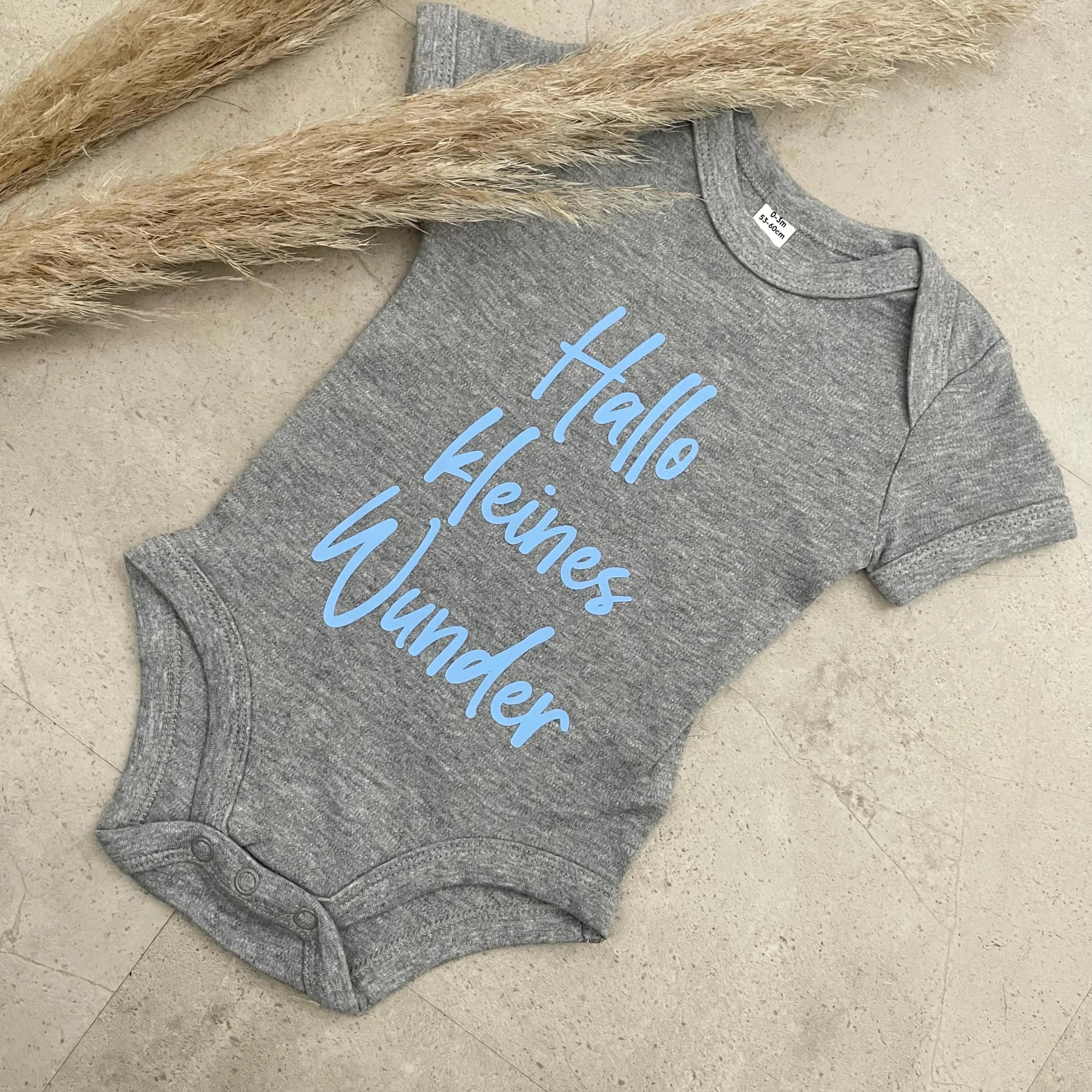 Babybody kurzarm - Hallo kleines Wunder | Schwangerschaft | Baby | Geburt | Babygeschenk | Geburtsgeschenk | Newborn