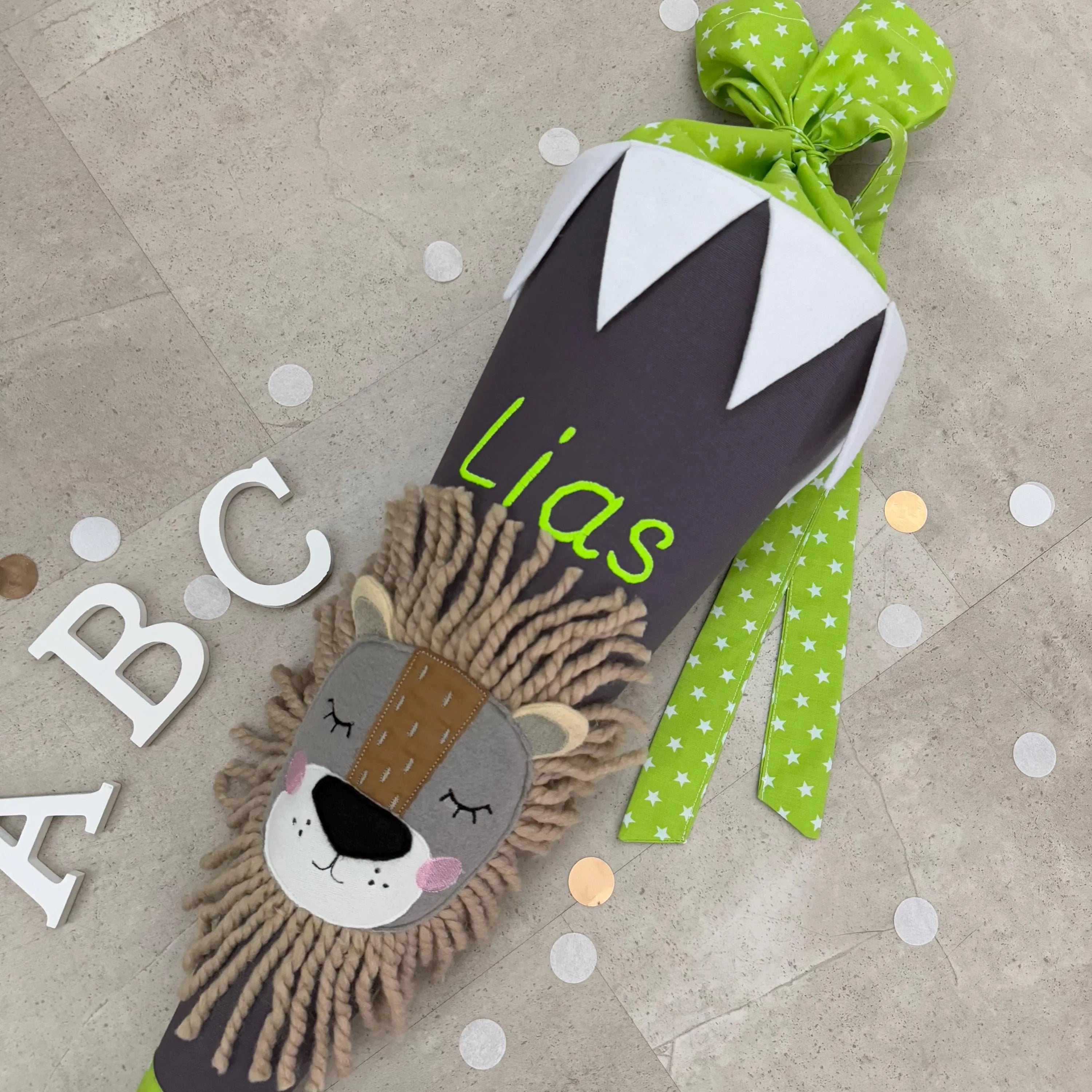 Schultüte Stoff Zuckertüte Einschulung 70cm Handmade - Löwe dunkelgrau