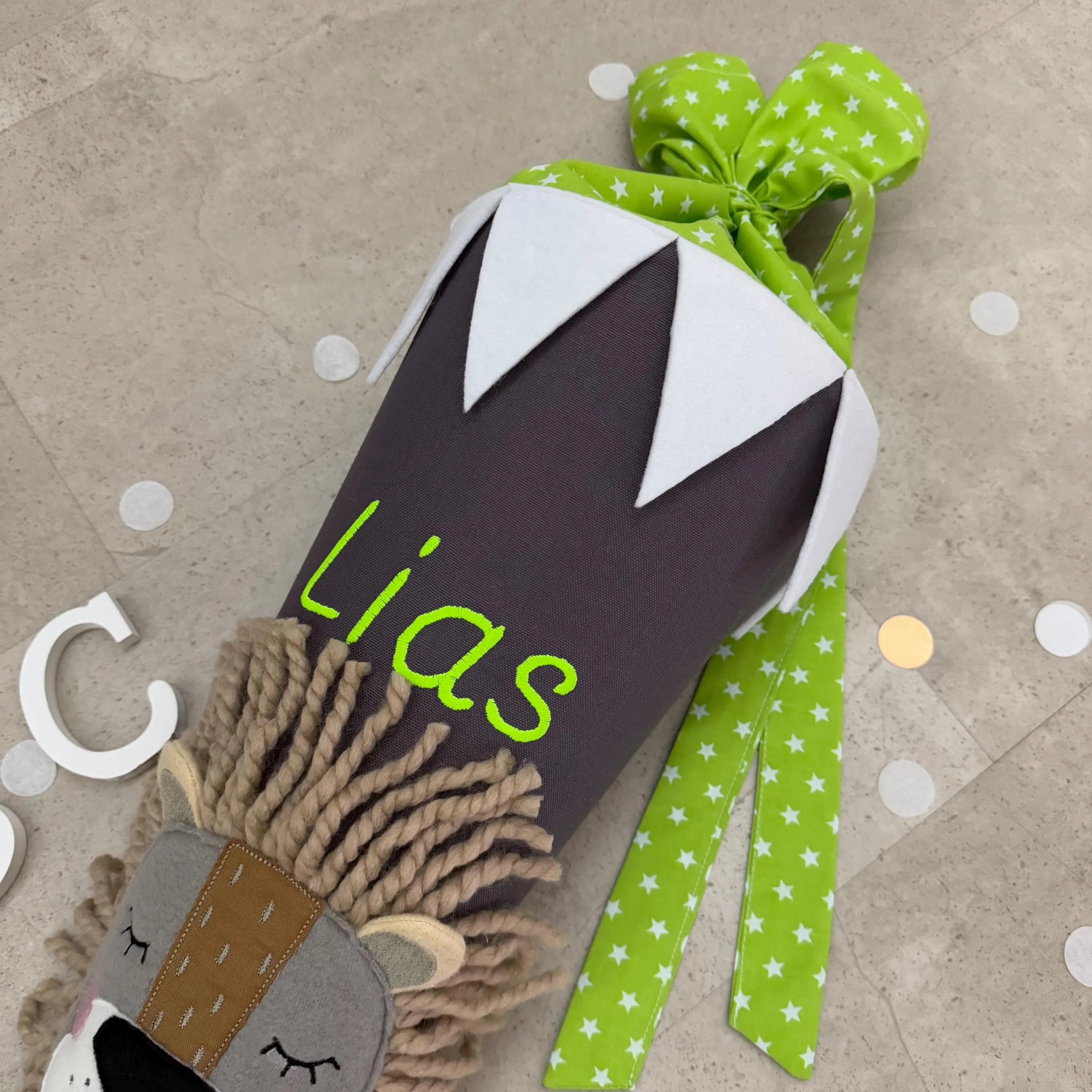 Schultüte Stoff Zuckertüte Einschulung 70cm Handmade - Löwe dunkelgrau