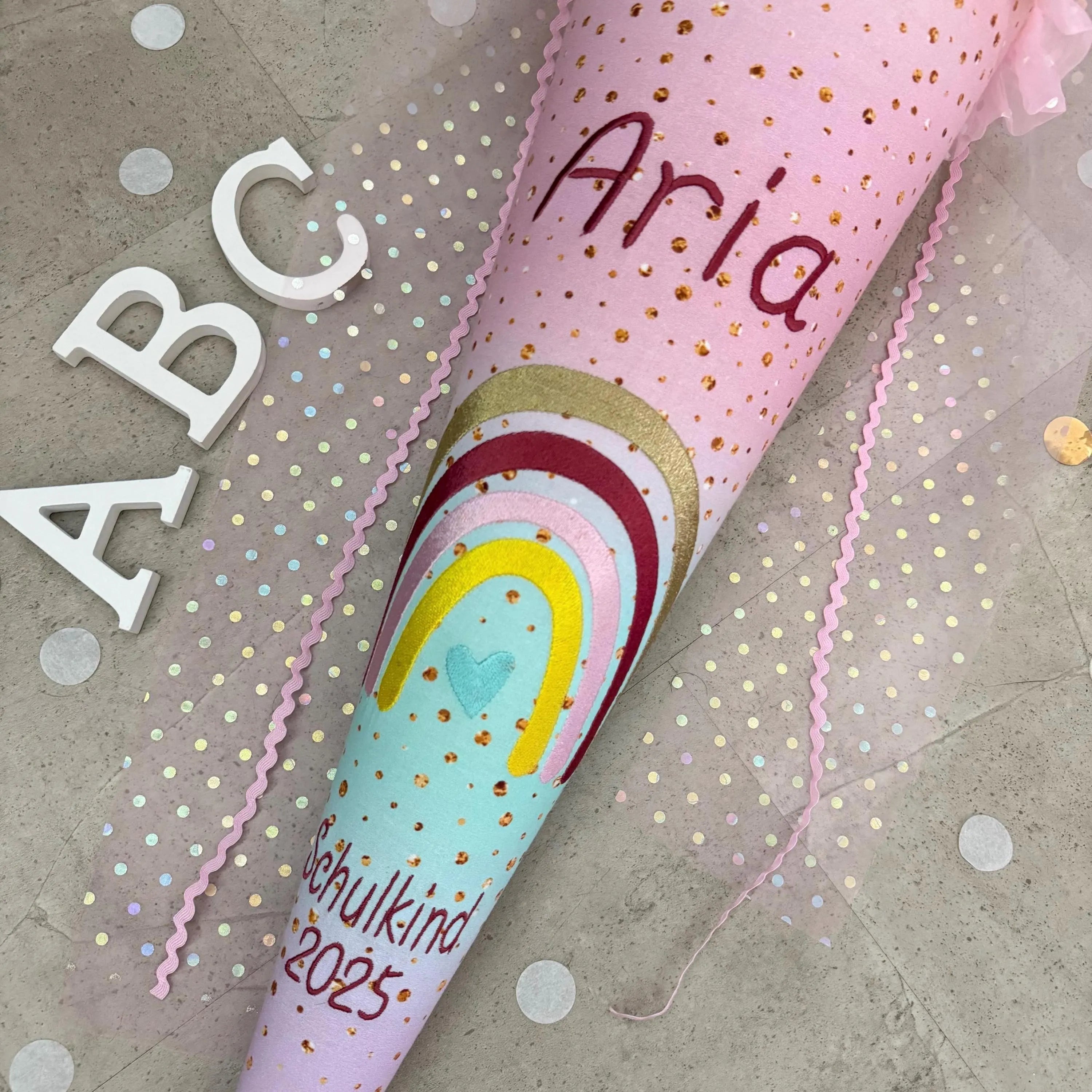 70cm Schultüte Zuckertüte Einschulung Groß Handmade - Regenbogen mit Applikation und Tüll