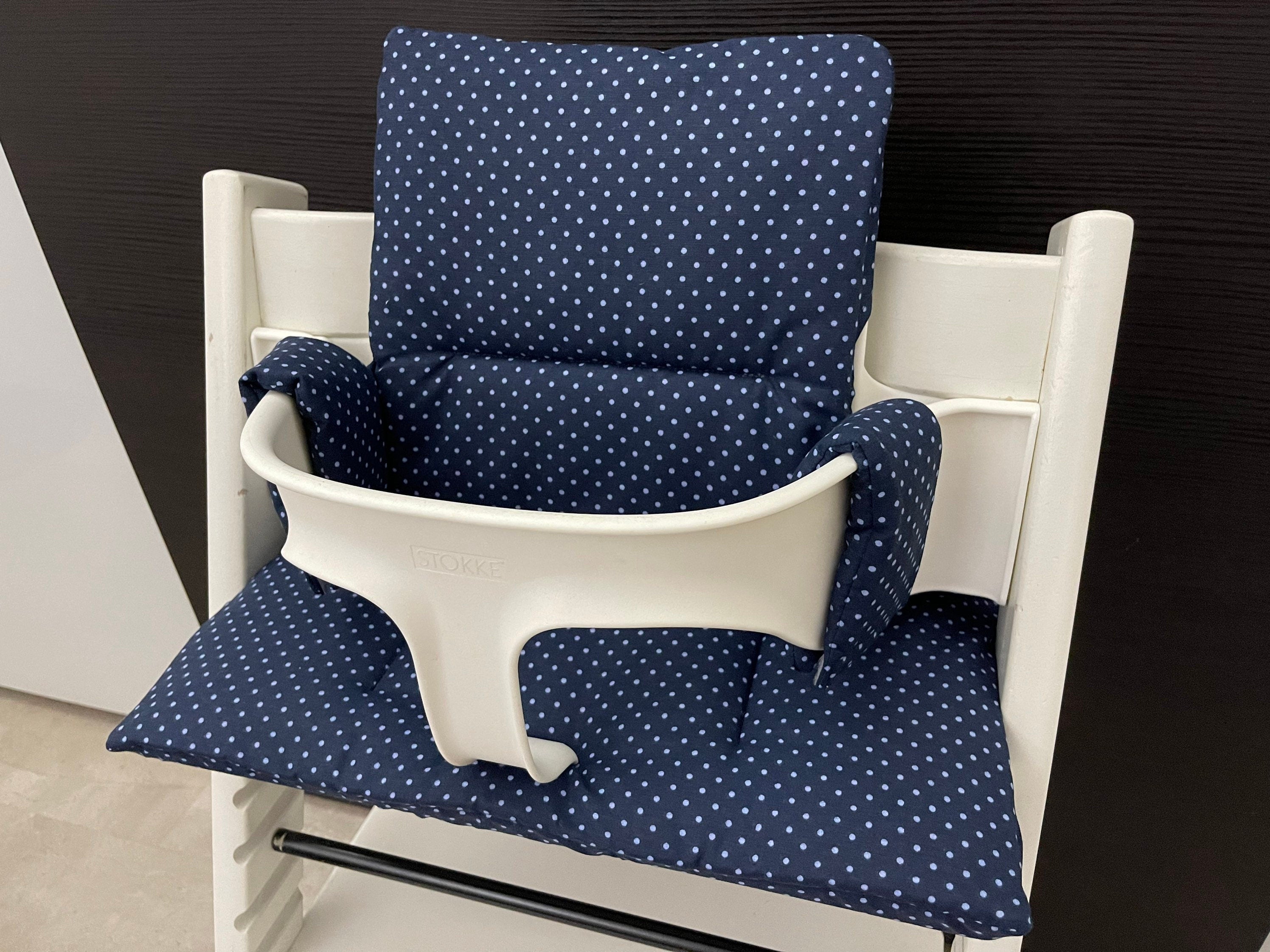 Handgemachtes Sitzkissen Set für den Stokke Tripp Trapp Hochstuhl in Blauen Punkten, Baumwoll Material